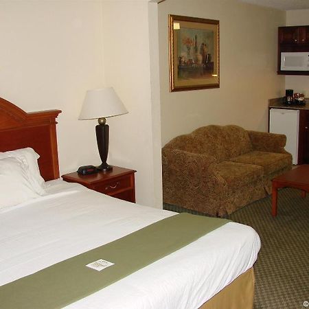Holiday Inn Express Hotel & Suites Elkhart-South Екстер'єр фото