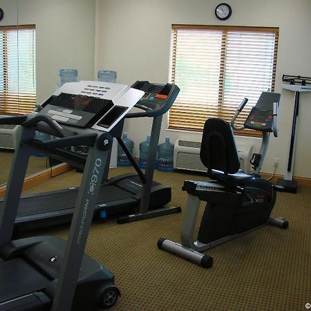 Holiday Inn Express Hotel & Suites Elkhart-South Екстер'єр фото